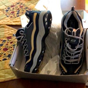 Skechers energy horizon new size 11 gym shoes